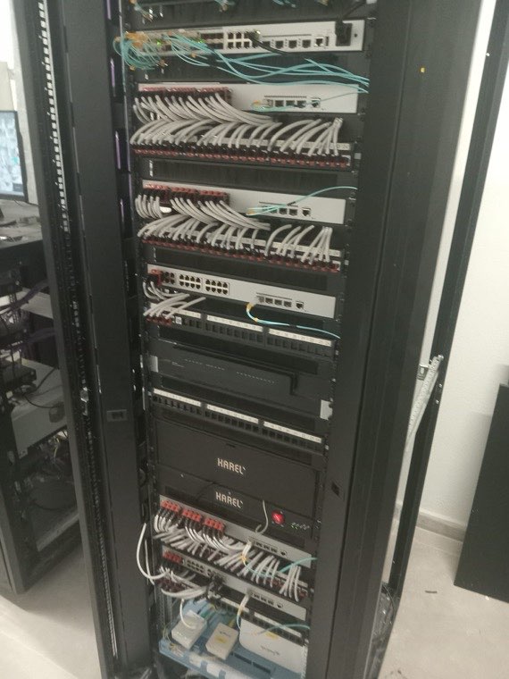 Network rack, patch panel ve switch kurulumu — Alev Alatlı Anadolu Lisesi, Buca / İzmir